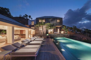 Heated infinity pool and sun loungers, Villa Felicita